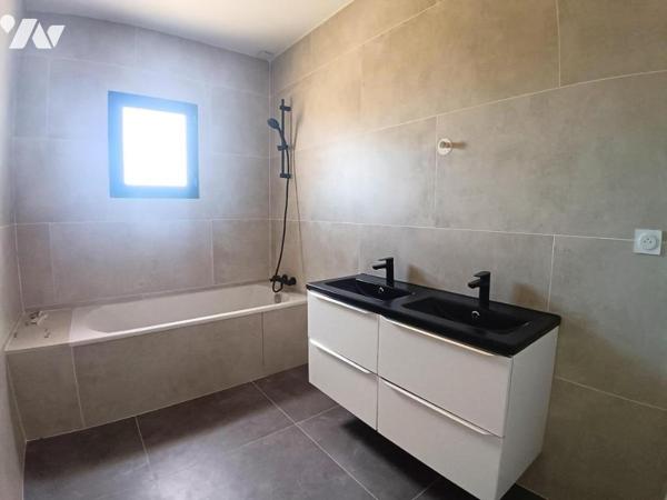MONTELIMAR, maison plain pied 120 m2 avec piscine