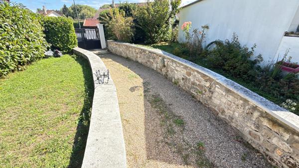 Maison 122 m2 sur sous-sol total et terrain de 477 m2