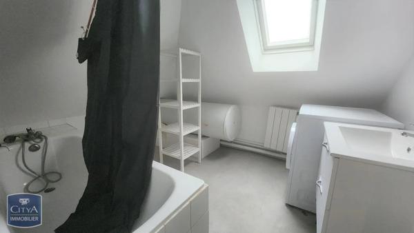 Appartement à louer 2 pièces 40.85m² Laon (02000)