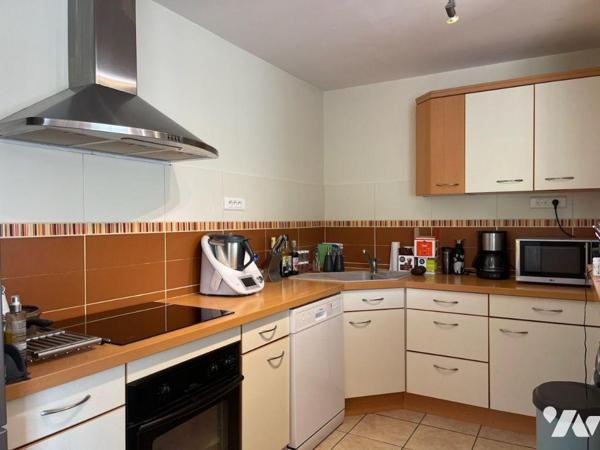 A Vendre à Trégastel (22730) en Côtes-d'Armor (22), une propriété à usage d'habitation et comme...