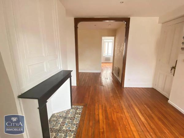 Appartement à louer 2 pièces 45.42m² Saint-Quentin (02100)
