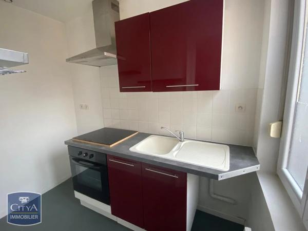Appartement à louer 2 pièces 45.42m² Saint-Quentin (02100)