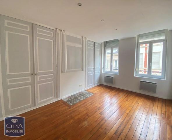 Appartement à louer 2 pièces 45.42m² Saint-Quentin (02100)