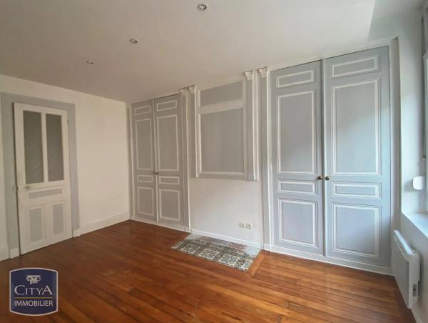 Appartement à louer 2 pièces 45.42m² Saint-Quentin (02100)