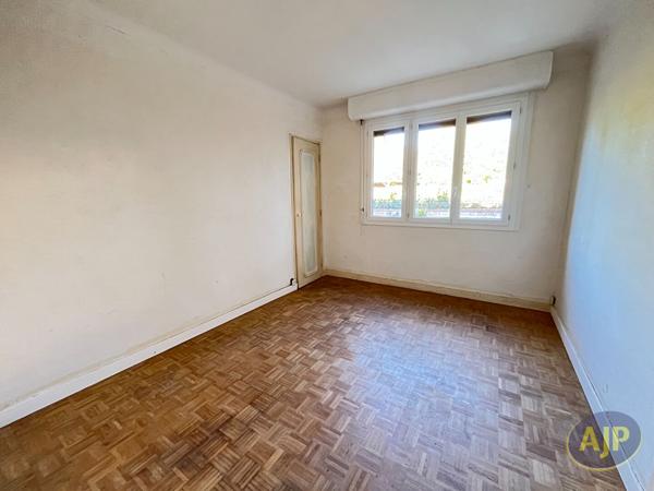 Appartement à vendre Nantes - 5 pièces, 108m² avec 3 chambre(s) à 199 000€ - AJP Immobilier Nantes Nord