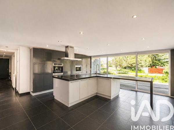 Maison à vendre 6 pièces 320 m² Bompas