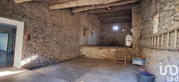 Maison 4 pièces de 88 m² à Die (26150)