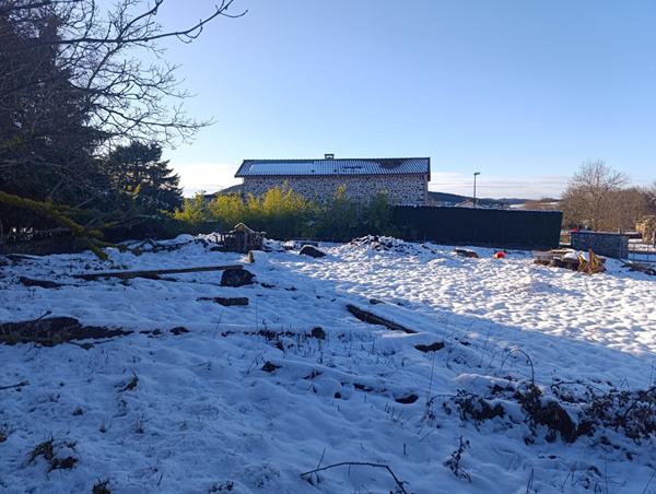 Terrain à bâtir, viabilisé à Saint Germain Laprade