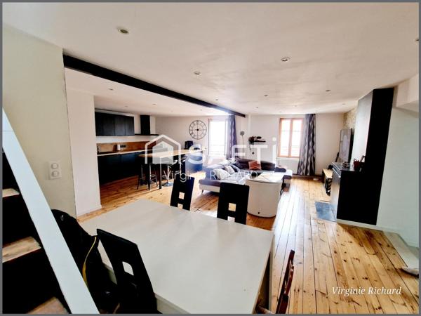 SPACIEUSE ET RENOVEE A MOZAC