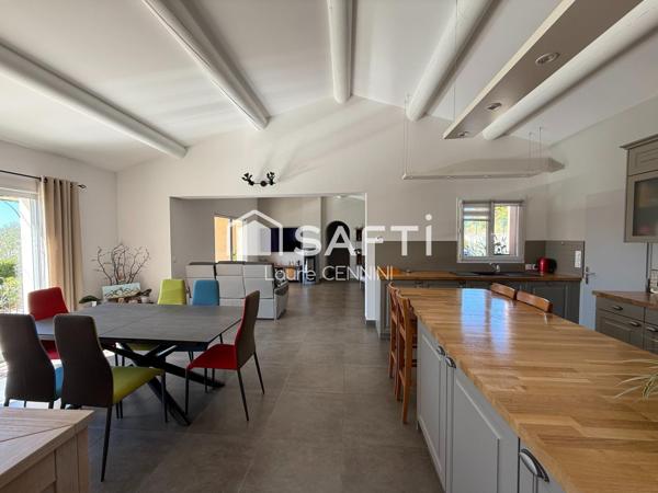 Maison récente avec vue sur le Ventoux