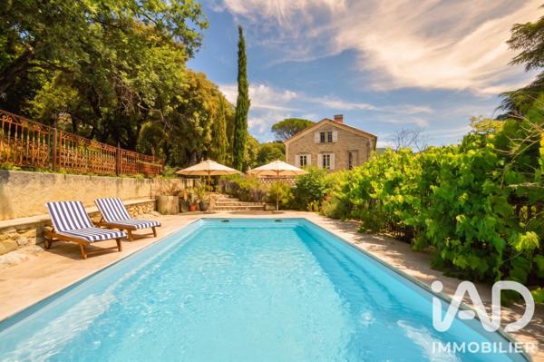 Maison à vendre 15 pièces 303,3 m² Nyons