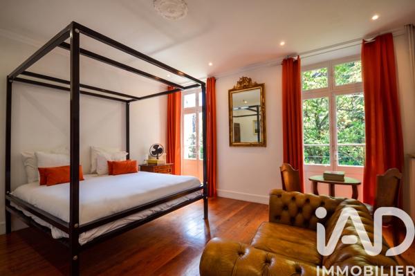 Maison à vendre 15 pièces 303,3 m² Nyons