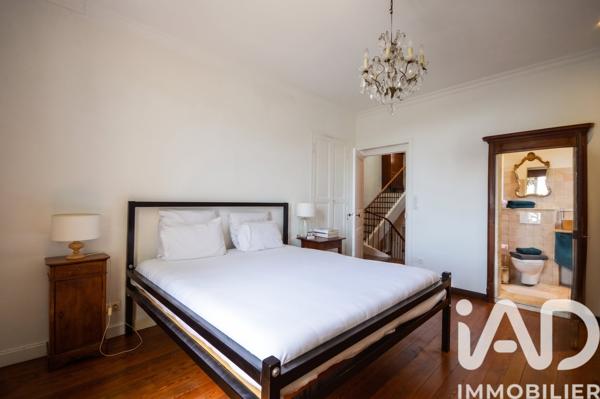 Maison à vendre 15 pièces 303,3 m² Nyons