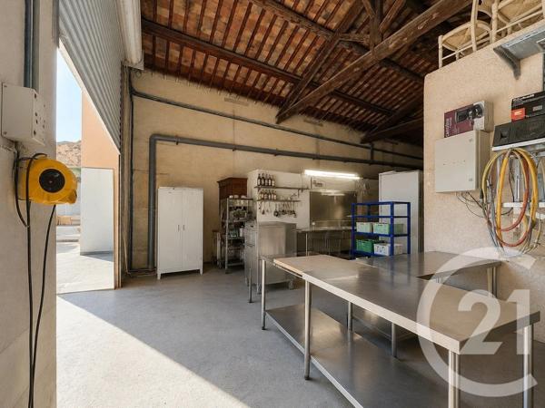à vendre  1300 m 2   MONTPELLIER  - 34