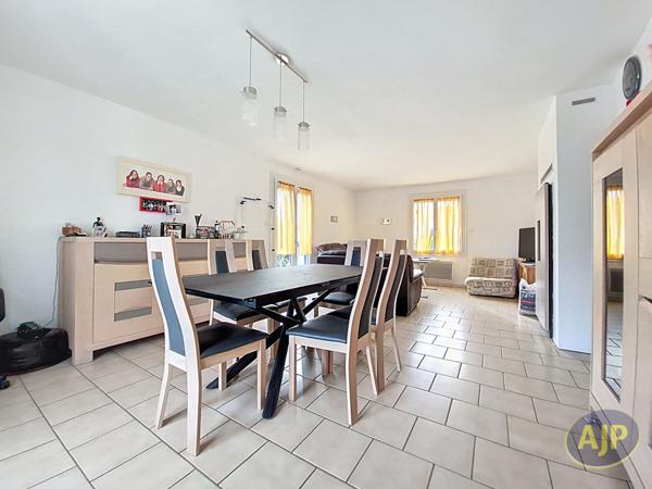 Vente maison La Roche Sur Yon : 270 555 € - AJP Immobilier La Roche-sur-Yon