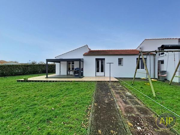 Vente maison La Roche Sur Yon : 270 555 € - AJP Immobilier La Roche-sur-Yon