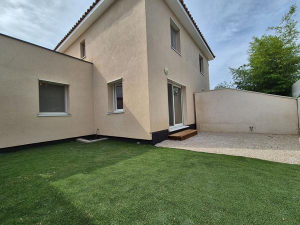 Villa Nages-Et-Solorgues 4 pièces 80 m2