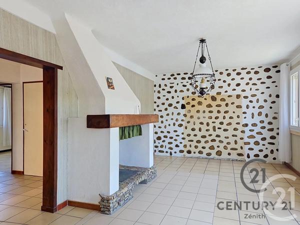 Maison à vendre  6 pièces - 142 m 2   LE BARCARES  - 66