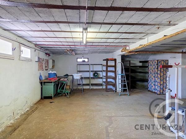 Maison à vendre  6 pièces - 142 m 2   LE BARCARES  - 66