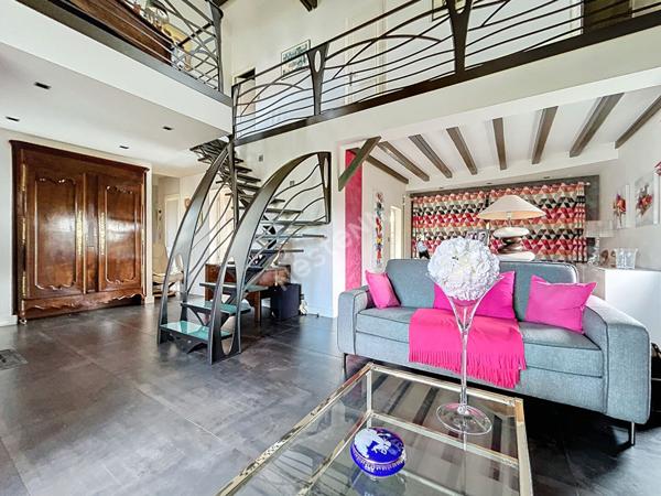 Maison a vendre a Landemont, trois chambres, un bureau, garage, terrain clos