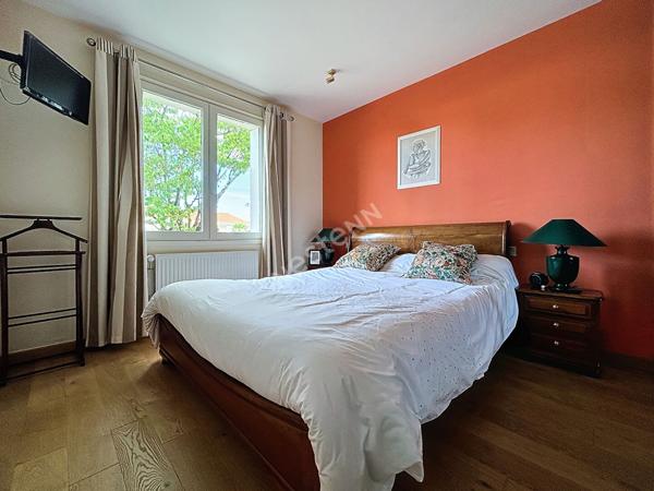 Maison a vendre a Landemont, trois chambres, un bureau, garage, terrain clos