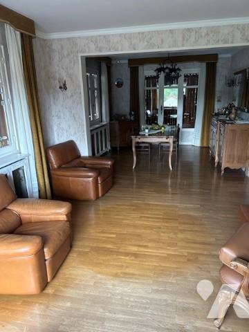 Une maison à usage d'habitation située à CORMEILLES-EN-PARISIS (95240).