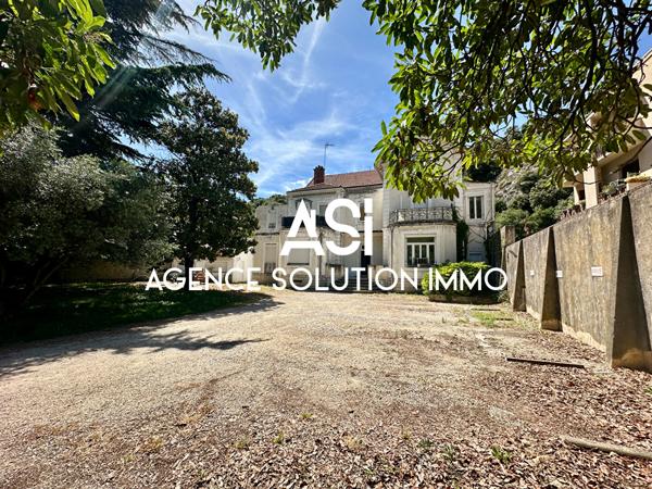 Maison bourgeoise Viviers 431 m2