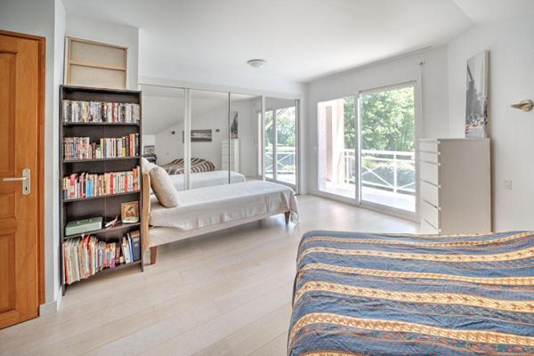 ? Villa d'Exception à Prévessin-Moëns