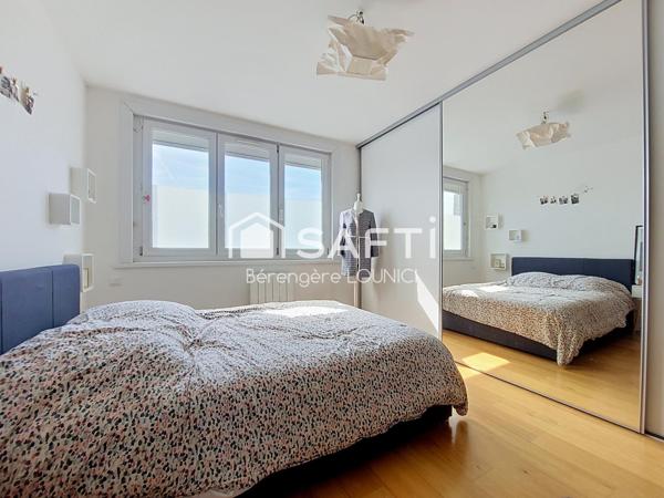 Maison semi-individuelle, avec garage de 50m², à proximité de toutes commodités
