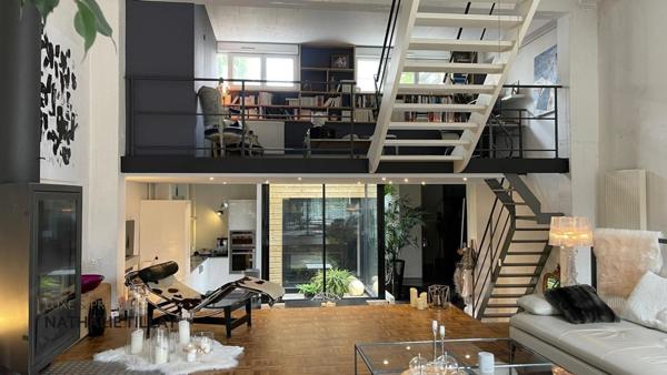 Orleans hyper centre, appartement loft à vendre, avec patio, terrasse et salle de sport