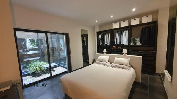 Orleans hyper centre, appartement loft à vendre, avec patio, terrasse et salle de sport