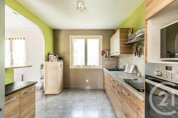 Maison à vendre  5 pièces - 84,22 m 2   AMBERIEUX EN DOMBES  - 01