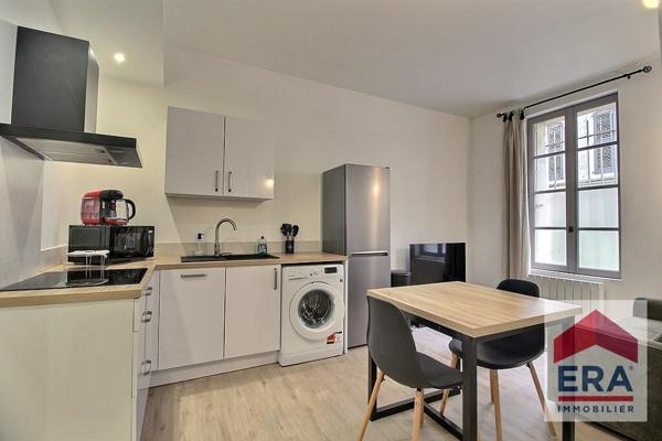 Appartement Avignon 2 pièces - 28,66m² - Avignon Intra-Murros