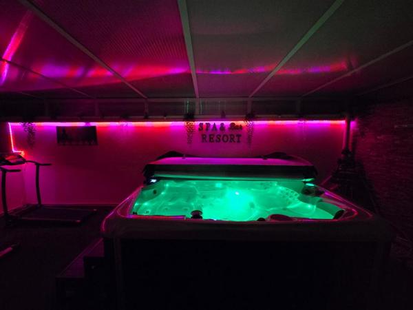 Maison Sainte-Geneviève-des-Bois 10 pièces 210 m2