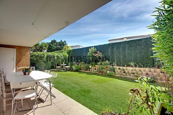 Magnifique Appartement  de type 3 avec terrasse, jardin et place privative sur Marignane