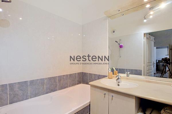 Magnifique Appartement  de type 3 avec terrasse, jardin et place privative sur Marignane