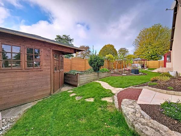 Maison Arçonnay 9 pièce(s) 206 m2