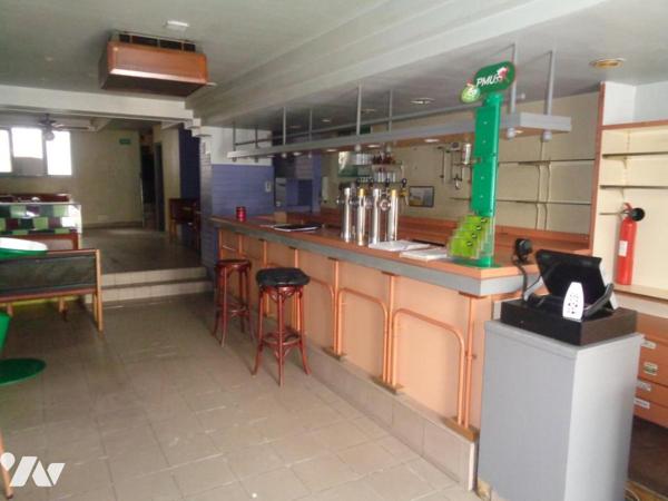 Immeuble à usage mixte de 135 m² habitable bâtie sur 278 m² 