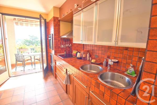 Appartement T5 à vendre  5 pièces - 102,23 m 2   ROMANS SUR ISERE  - 26