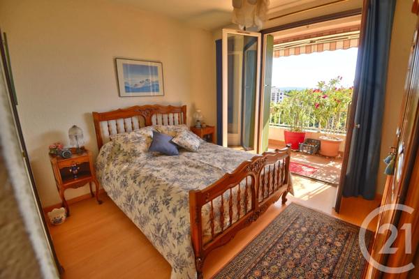 Appartement T5 à vendre  5 pièces - 102,23 m 2   ROMANS SUR ISERE  - 26