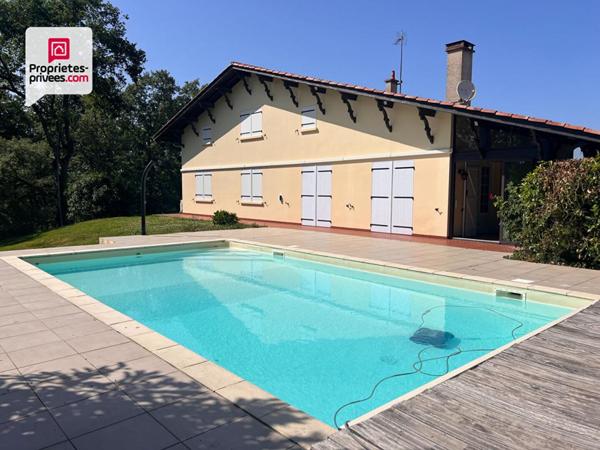 Propriété 4 logements - 17 hectares - piscine et dépendances