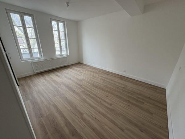Appartement T3 en plein cœur du Bouchon Troyen – 80 m²
