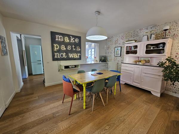 POITIERS Plateau, Maison familiale avec jardin, piscine, garage et locatifs indépendants.