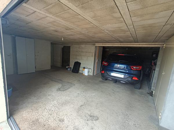 Maison très bon état avec sous sol et joli terrain sans vis à vis