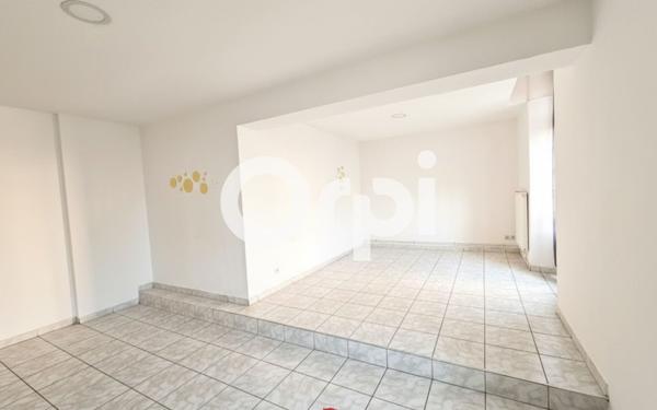 Appartement à vendre    4 pièces •  La Fère