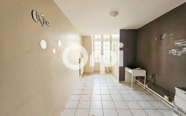 Appartement à vendre    4 pièces •  La Fère