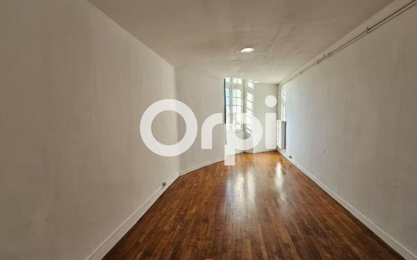 Appartement à vendre    4 pièces •  La Fère