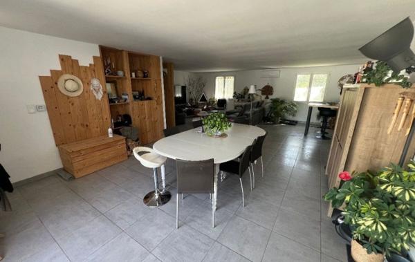 Vente Maison Castries   