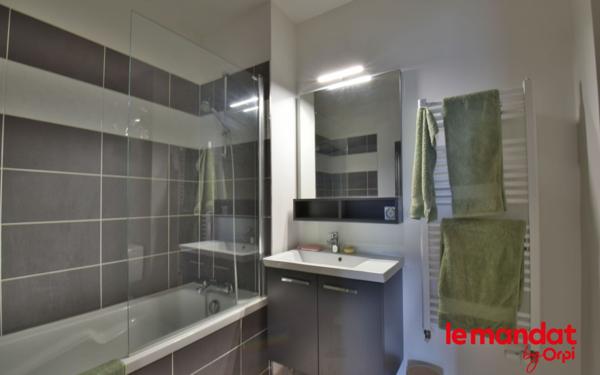 Appartement à vendre    4 pièces • 85,43 m2 Bordeaux