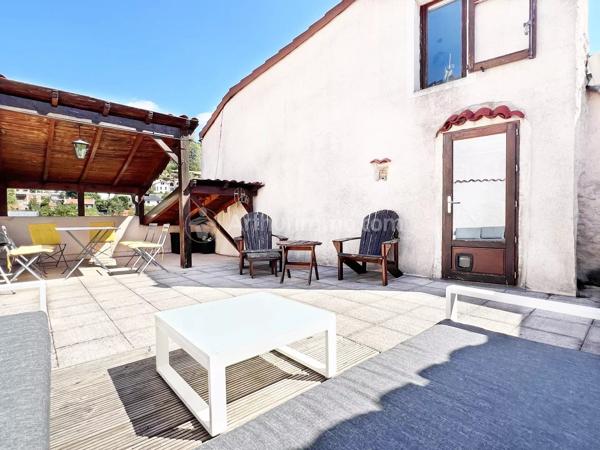 Vente                                                      Maison
                        
                     6 pièces                      116 m2                     à Royat
